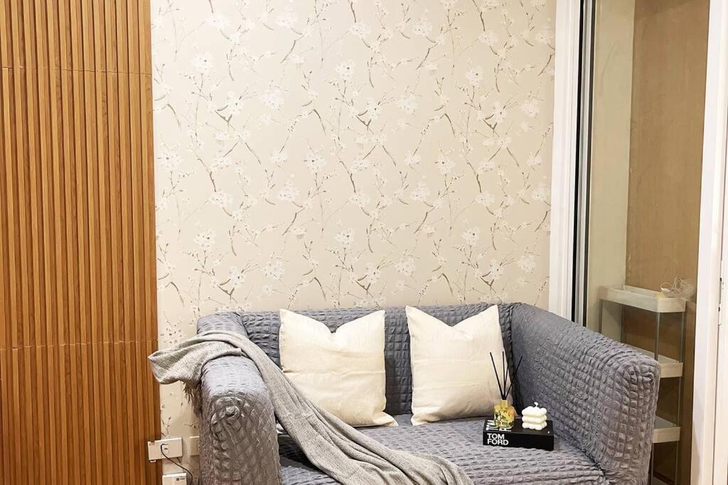 Апартаменты The Serene Escape Rockwell Makati City View 1Br Манила Экстерьер фото
