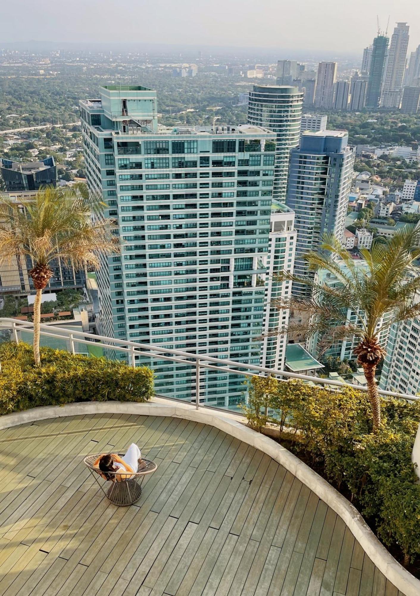 Апартаменты The Serene Escape Rockwell Makati City View 1Br Манила Экстерьер фото